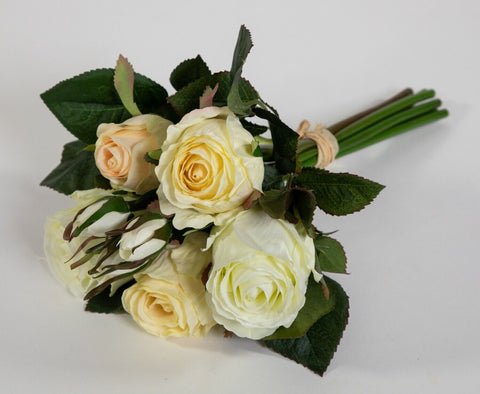 Rosenbund Rosenstrauß 28 cm, weiß-creme. 5 Rosenblüten
