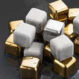 Coole Drinks, edle Form: Goldene 12er-Set Edelstahl Eiswürfel