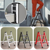 Dreistufige Klapptrittleiter, stabil, bis 250 kg belastbar. 3 Farben lieferbar.