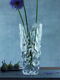 Schwere Vase Sculpture aus Glas, ca. 33 cm Höhe. Kristallglas.