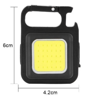 Superhelle Taschenlampe in dieser Größe. Als Schlüsselanhänger. Aufladbar per USB.